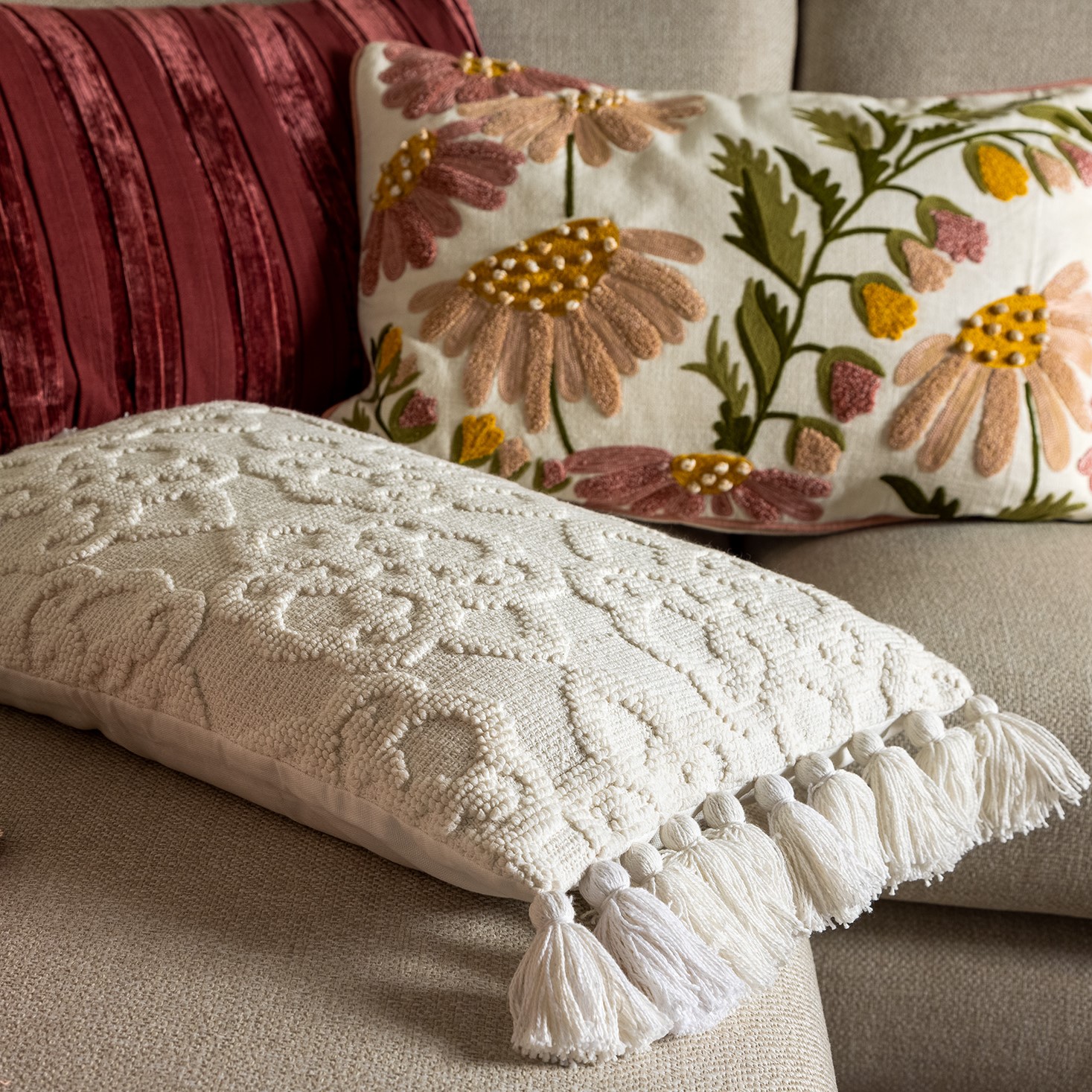 APHRODITE | Coussin |  40x60 cm Snow White | Blanc | Hoii |  avec rembourrage en plumes à la norme GRS