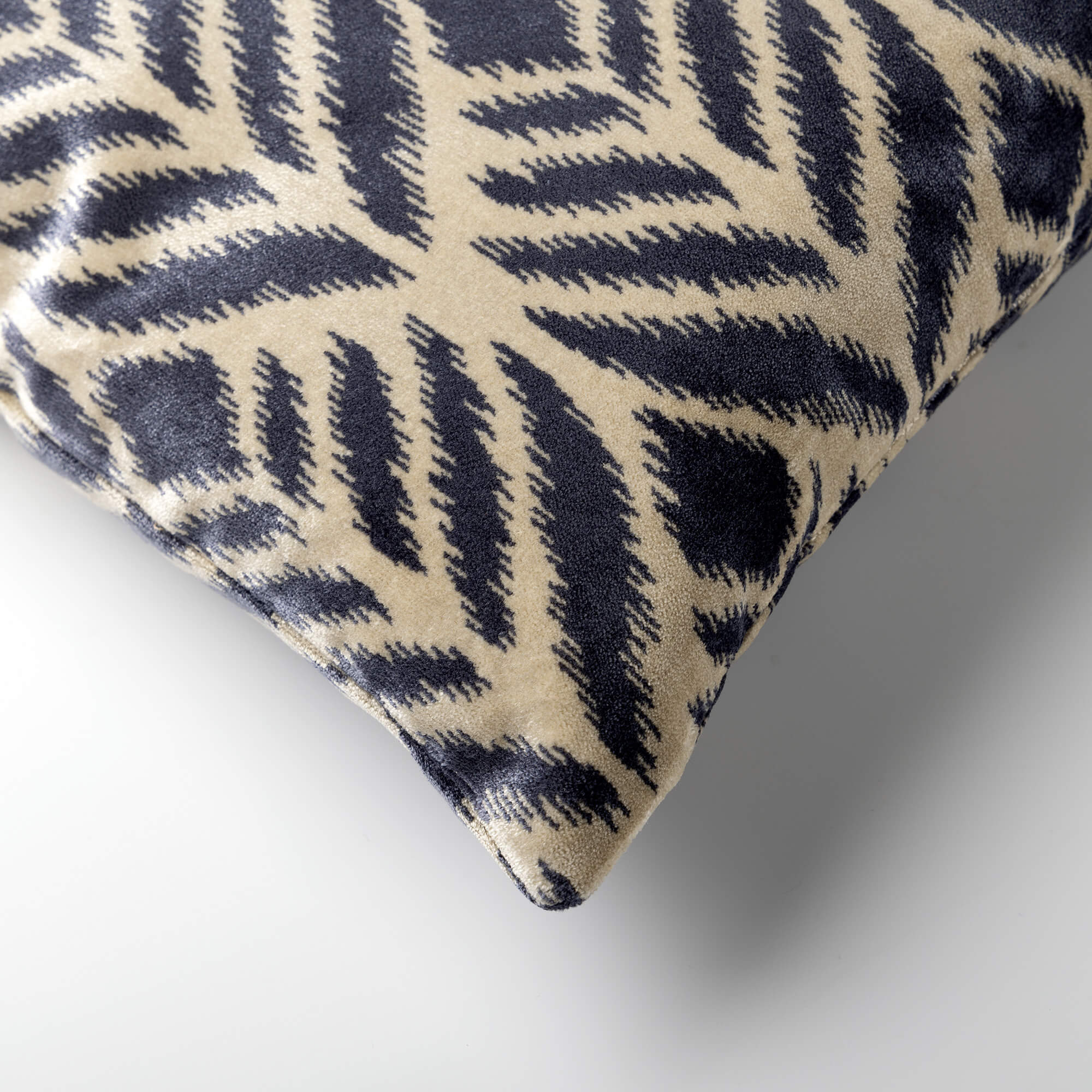 ALEXA | Sierkussen 45x45 cm | Insignia Blue | Blauw | Hoii | met duurzame kussenvulling