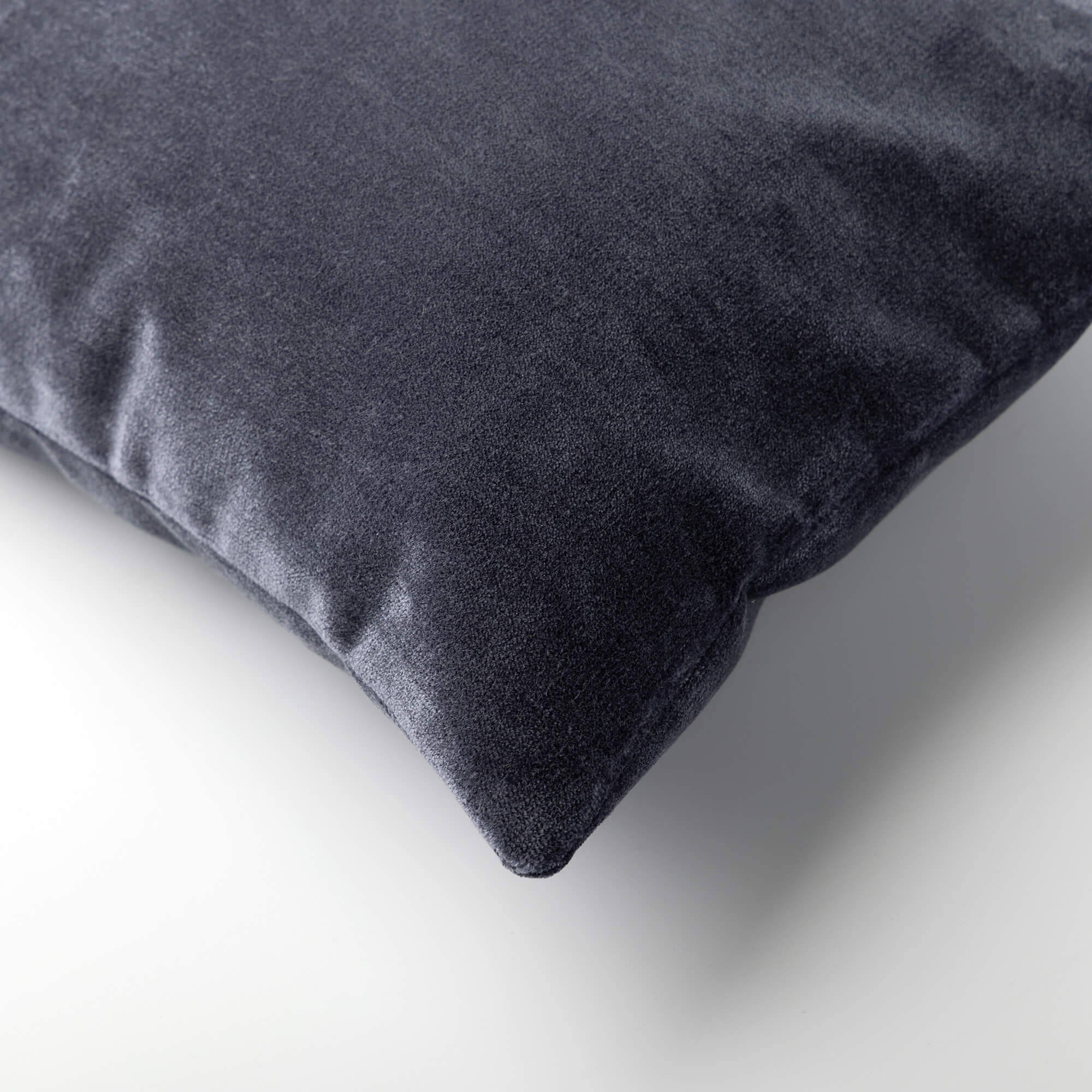 CELESTE | Sierkussen 45x45 cm | Insignia Blue | Blauw | Hoii | met duurzame kussenvulling