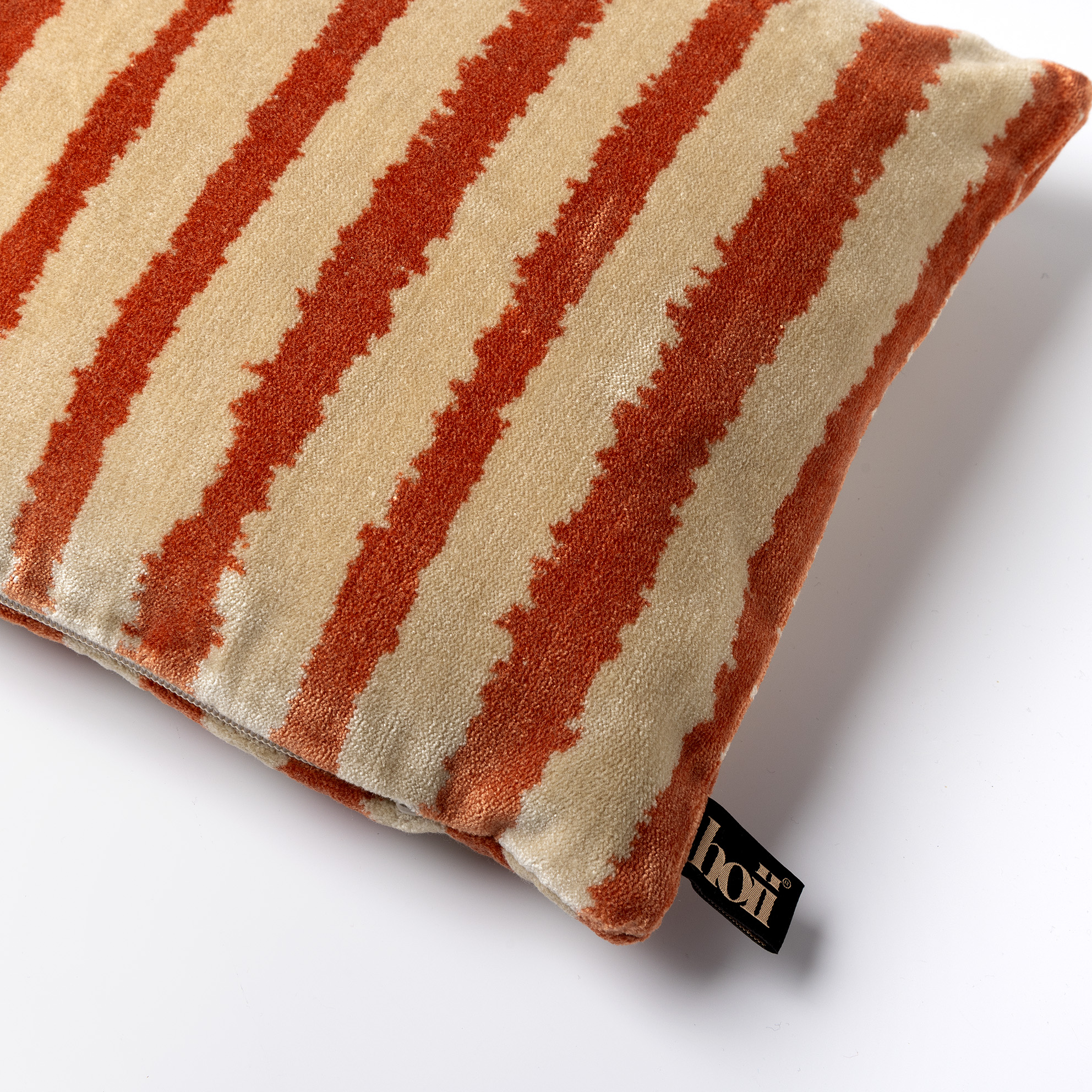 LORENZO | Cushion | 30x50 cm Potters Clay | Orange | Velvet | Hoii |With luxury inner cushion