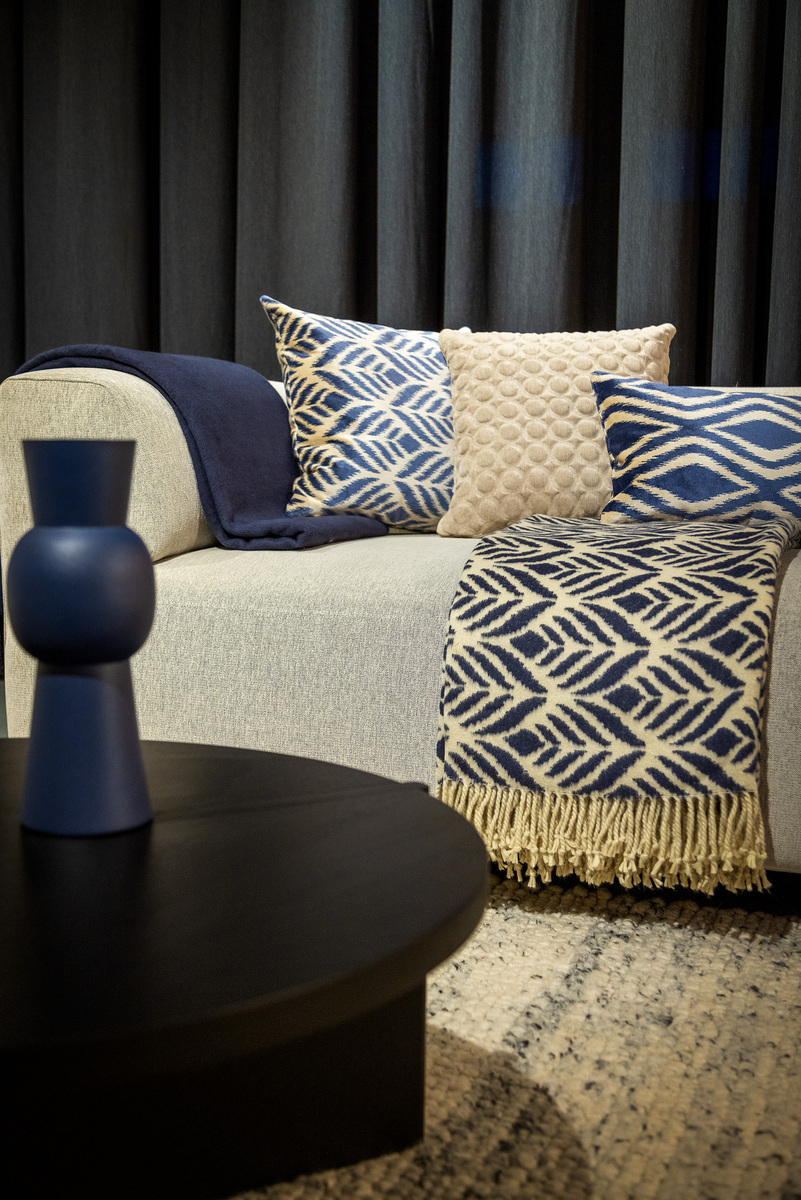 ALEXANDRA | Plaid 150x200 cm | Insignia Blue  | Blauw | Hoii