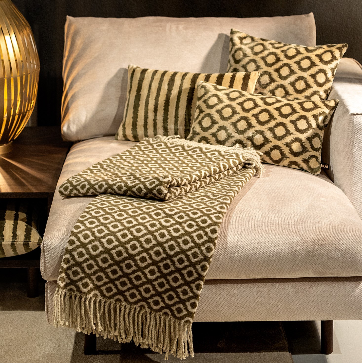 LEONARDO | Cushion | 45x45 cm Military Olive | Green | Hoii | With luxury inner cushion