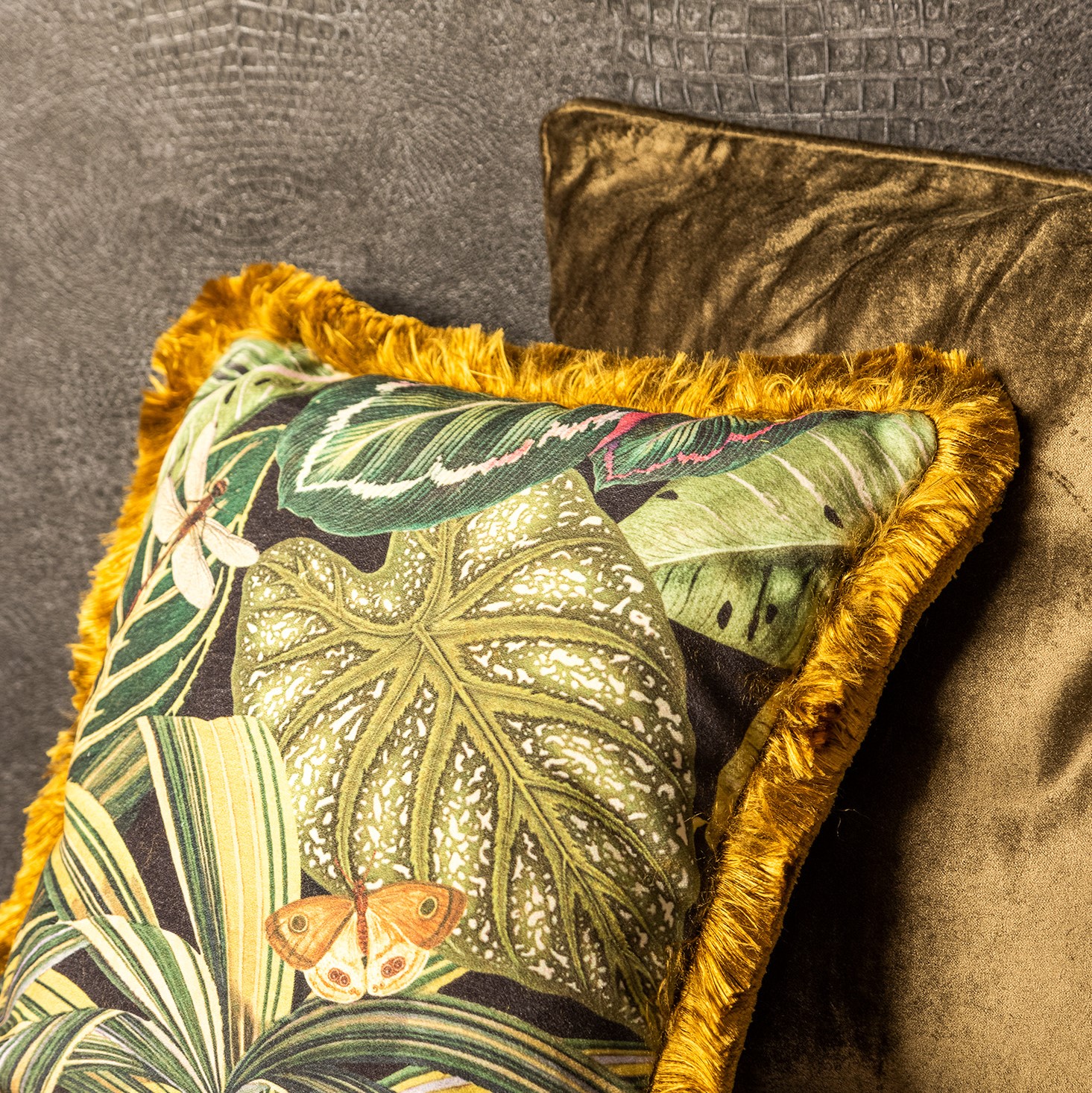 GENEVIEVE | Coussin | 45x45 cm Raven | Noir | Hoii | Avec un rembourrage luxueux