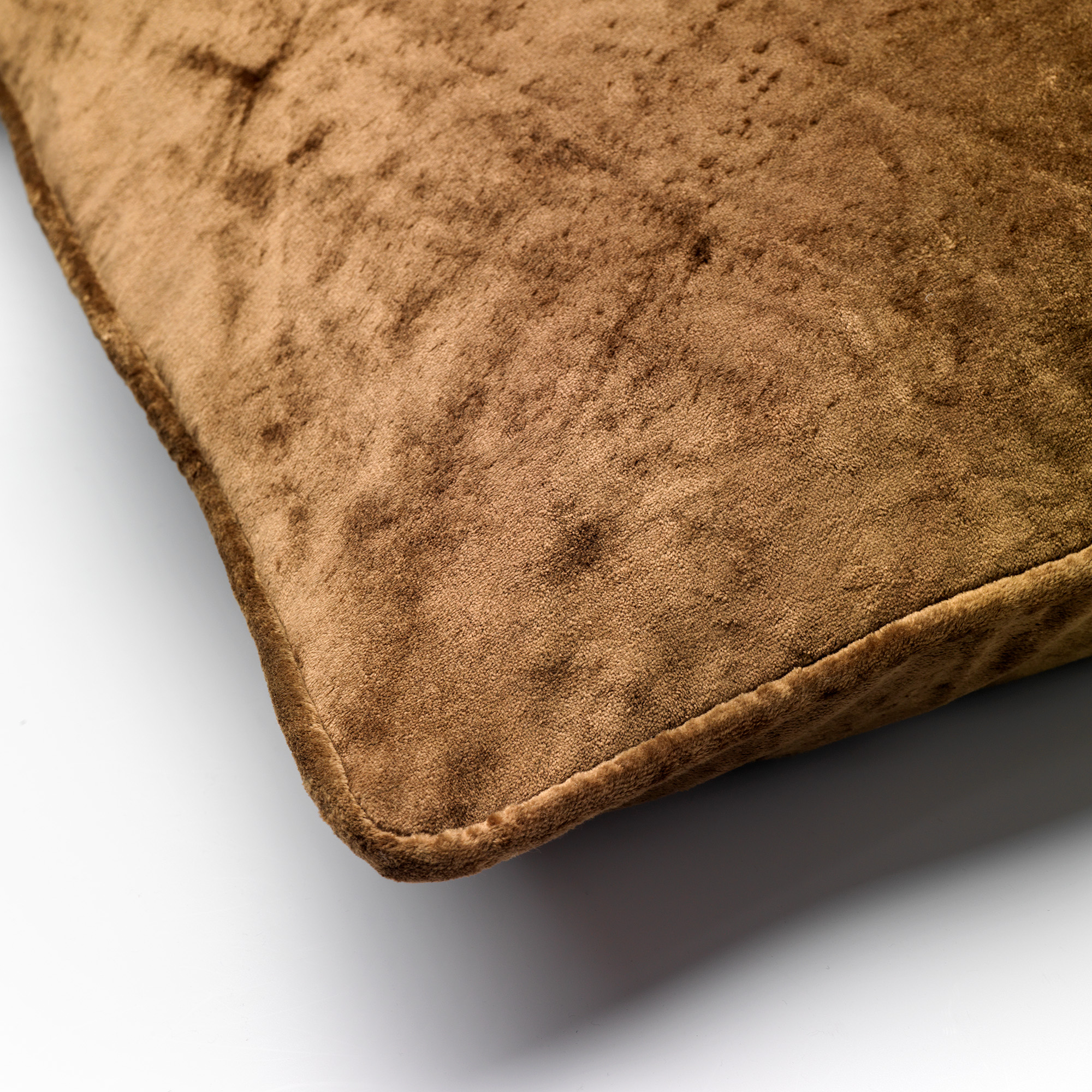 CHLOE | Cushion |  50x50 cm Tobacco Brown | Brown | Hoii | with GRS feather filling