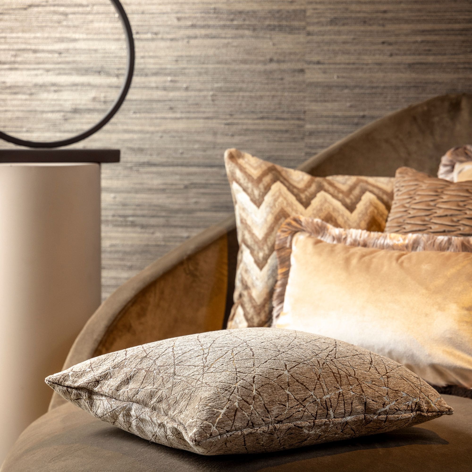 Odette | Dekokissen | 45x45 cm | Sepia Tint | Braun | Hoii | Mit Luxus-Innenkissen