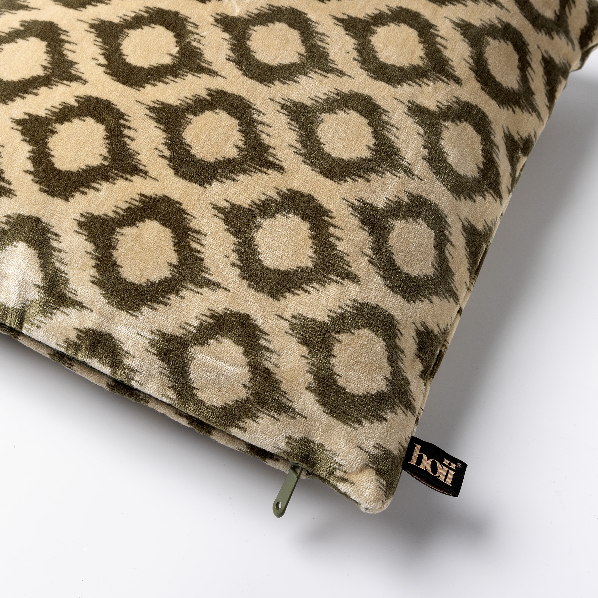LEONARDO | Cushion | 45x45 cm Military Olive | Green | Hoii | With luxury inner cushion