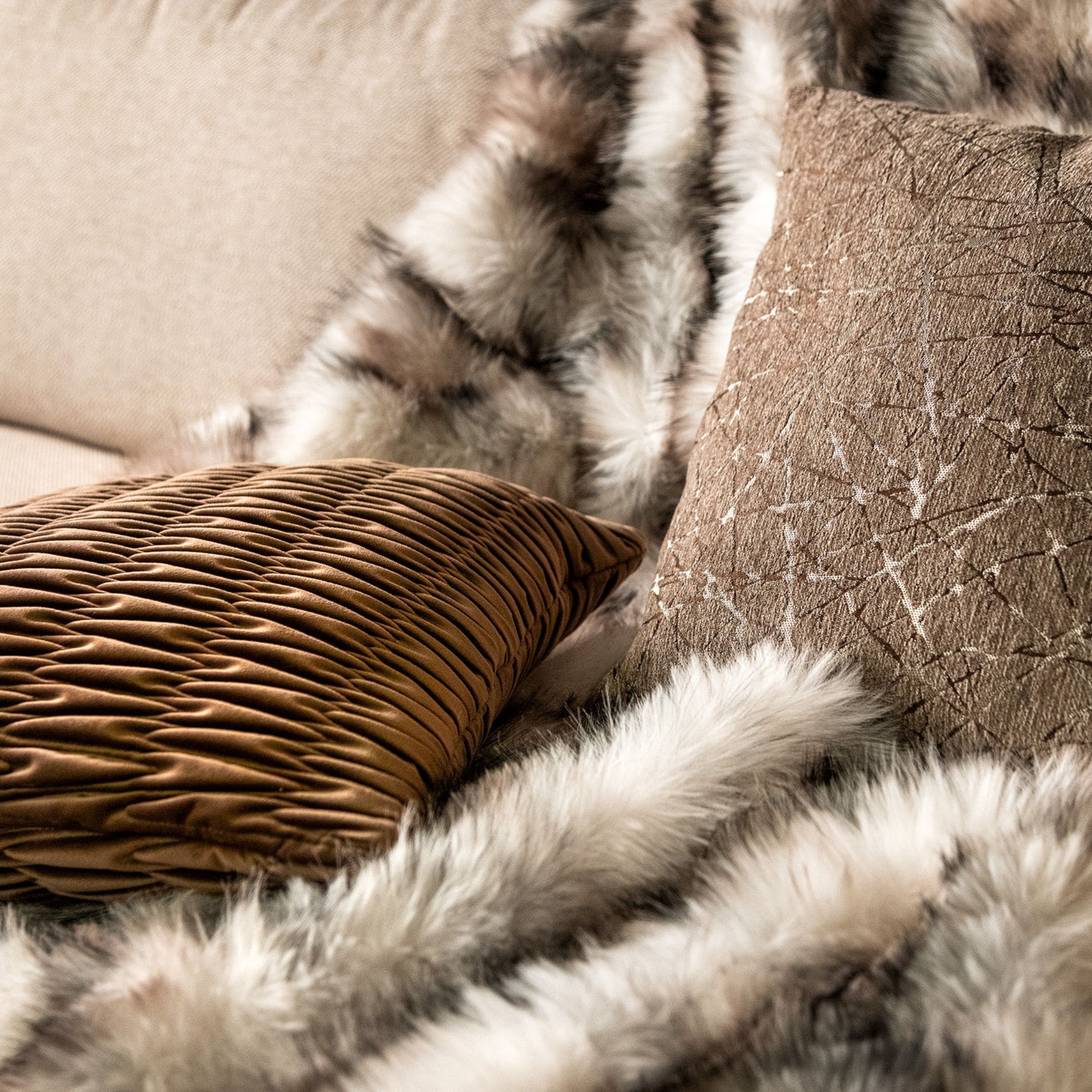 HALINA | Dekokissen | 43x43 cm | Coca Mocha | Braun | Samt | Hoii 