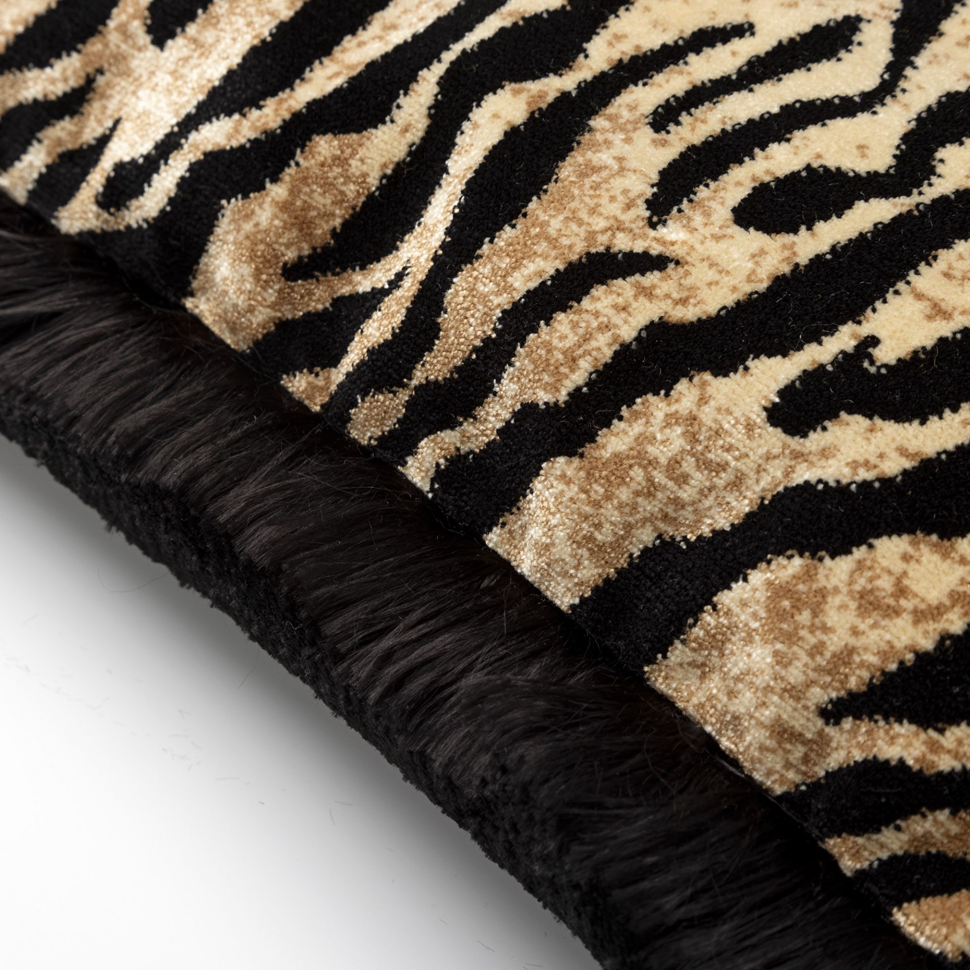 ELEONORA | Cushion | 45x45 cm Pumice Stone | Beige | Velvet | Animal print | Hoii |With luxury inner cushion