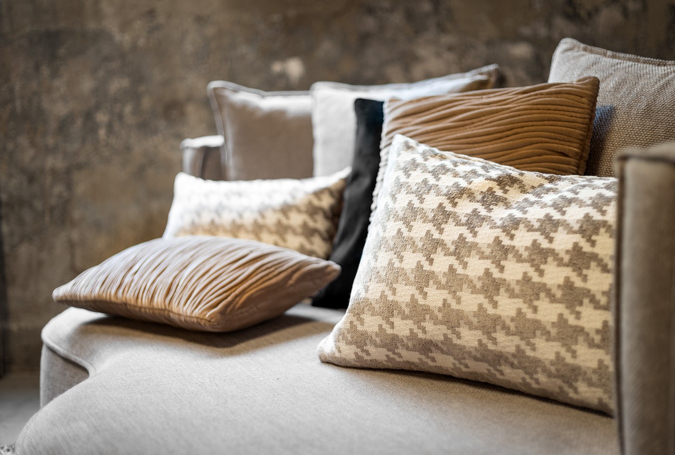 CHARLOTTE | Cushion 30x50 cm | Natural | Hoii | with sustainable cushion filling