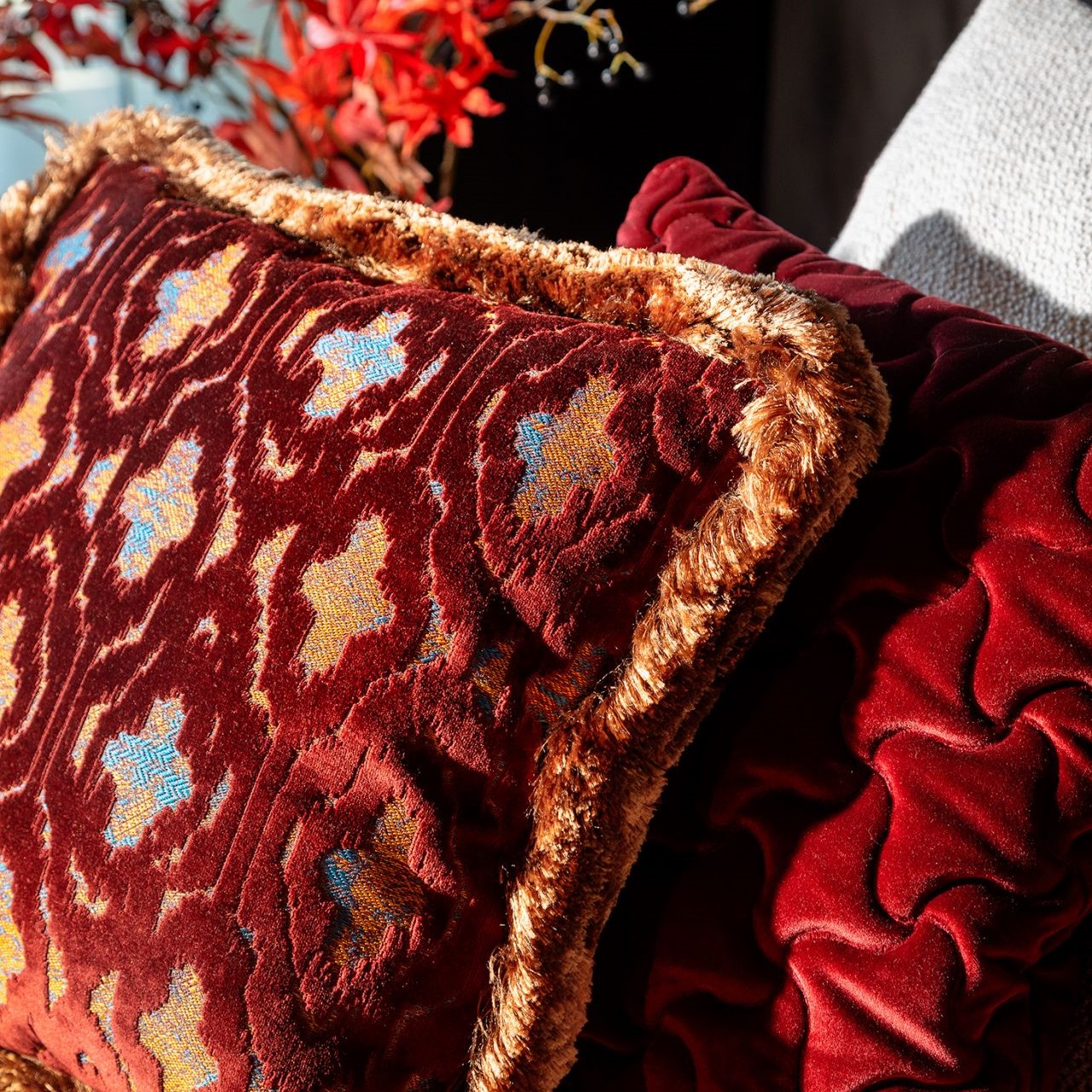 BIJOU | Cushion | 45x45 cm Merlot | Red | Hoii | With luxury inner cushion
