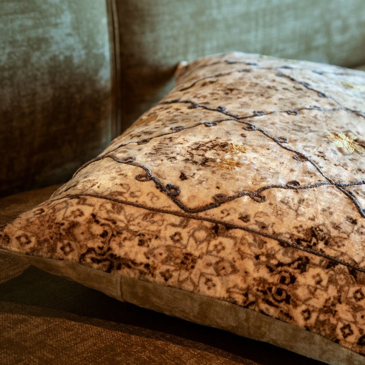 REINE | Cushion | 40x60 cm Pumice Stone | Beige | Hoii | With luxury inner cushion